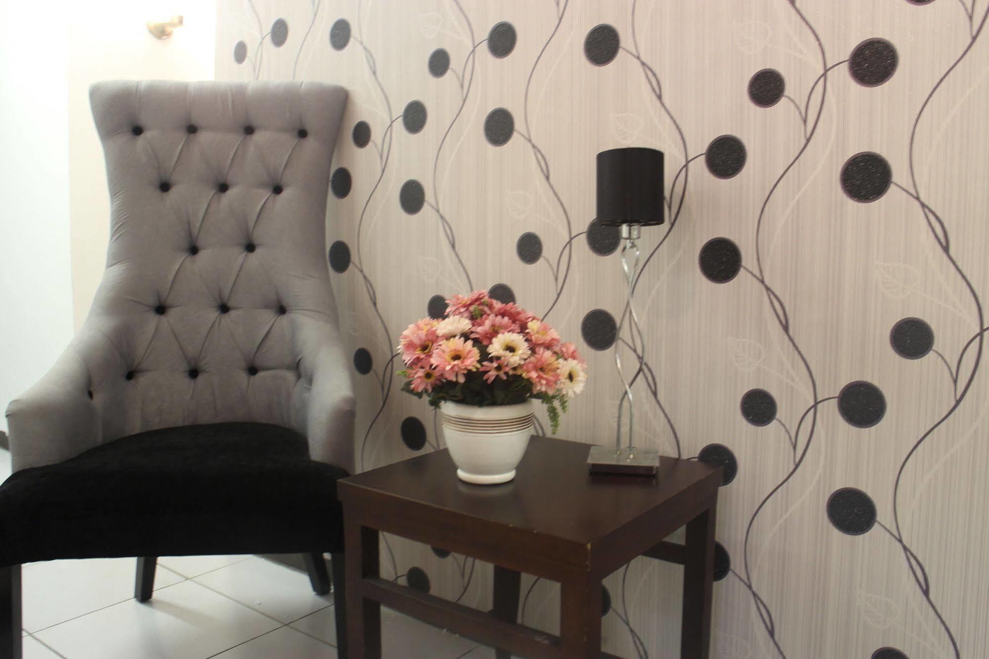 Urban Hostel Pasig City المظهر الخارجي الصورة